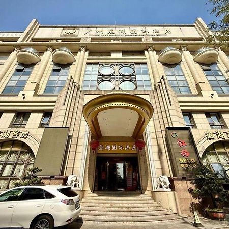 גואנגג'ואו Lake Piedmont International Hotel מראה חיצוני תמונה