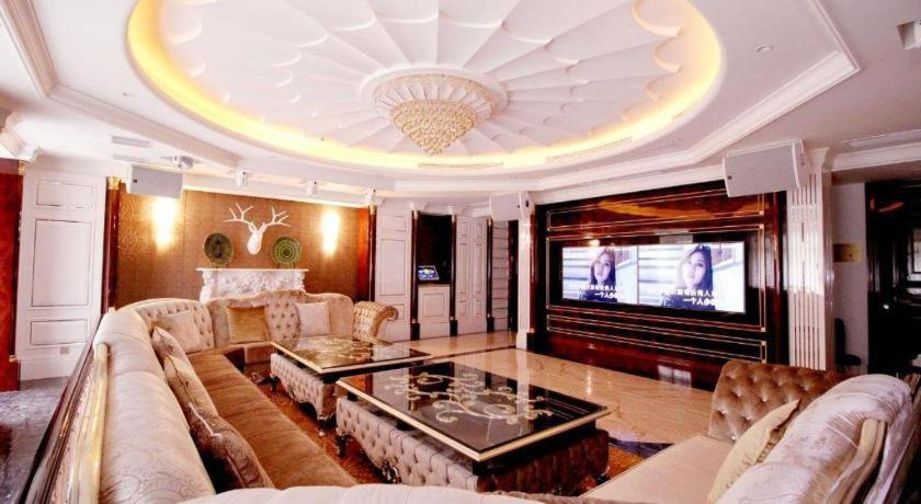 גואנגג'ואו Lake Piedmont International Hotel מראה חיצוני תמונה