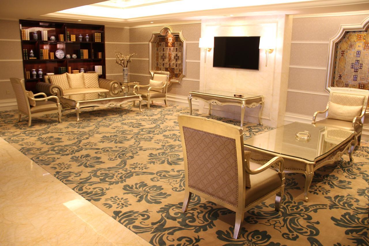 גואנגג'ואו Lake Piedmont International Hotel מראה חיצוני תמונה