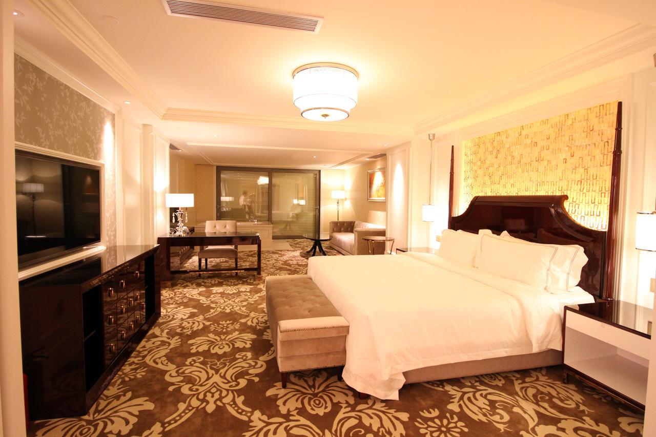 גואנגג'ואו Lake Piedmont International Hotel מראה חיצוני תמונה