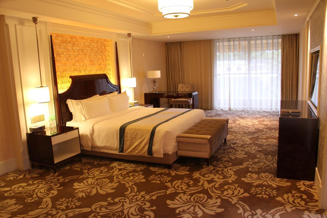 גואנגג'ואו Lake Piedmont International Hotel מראה חיצוני תמונה