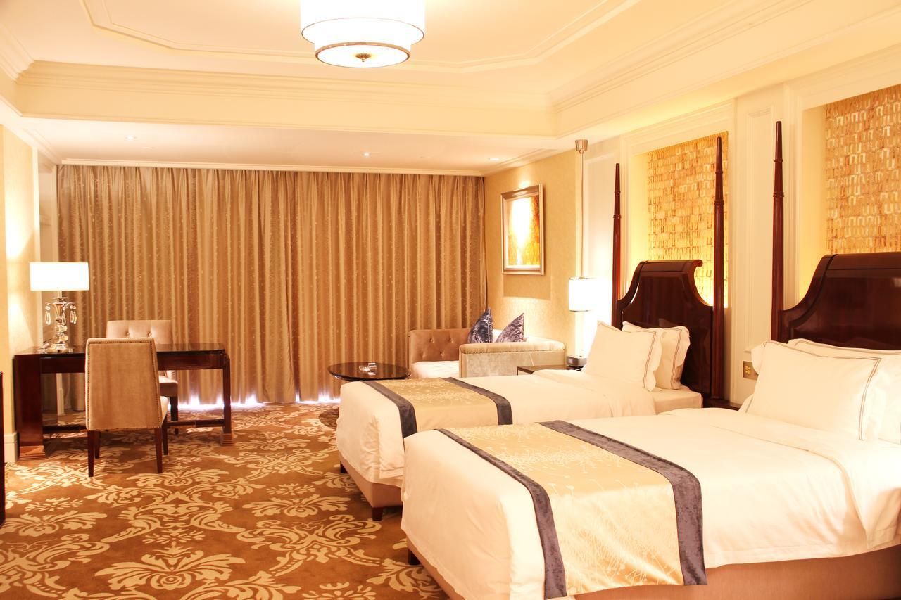 גואנגג'ואו Lake Piedmont International Hotel מראה חיצוני תמונה